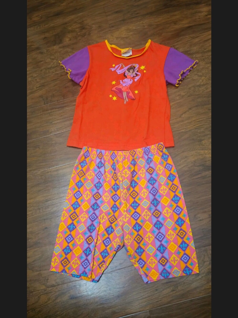 Vintage The Hunchback Of Notre Dame Short Set